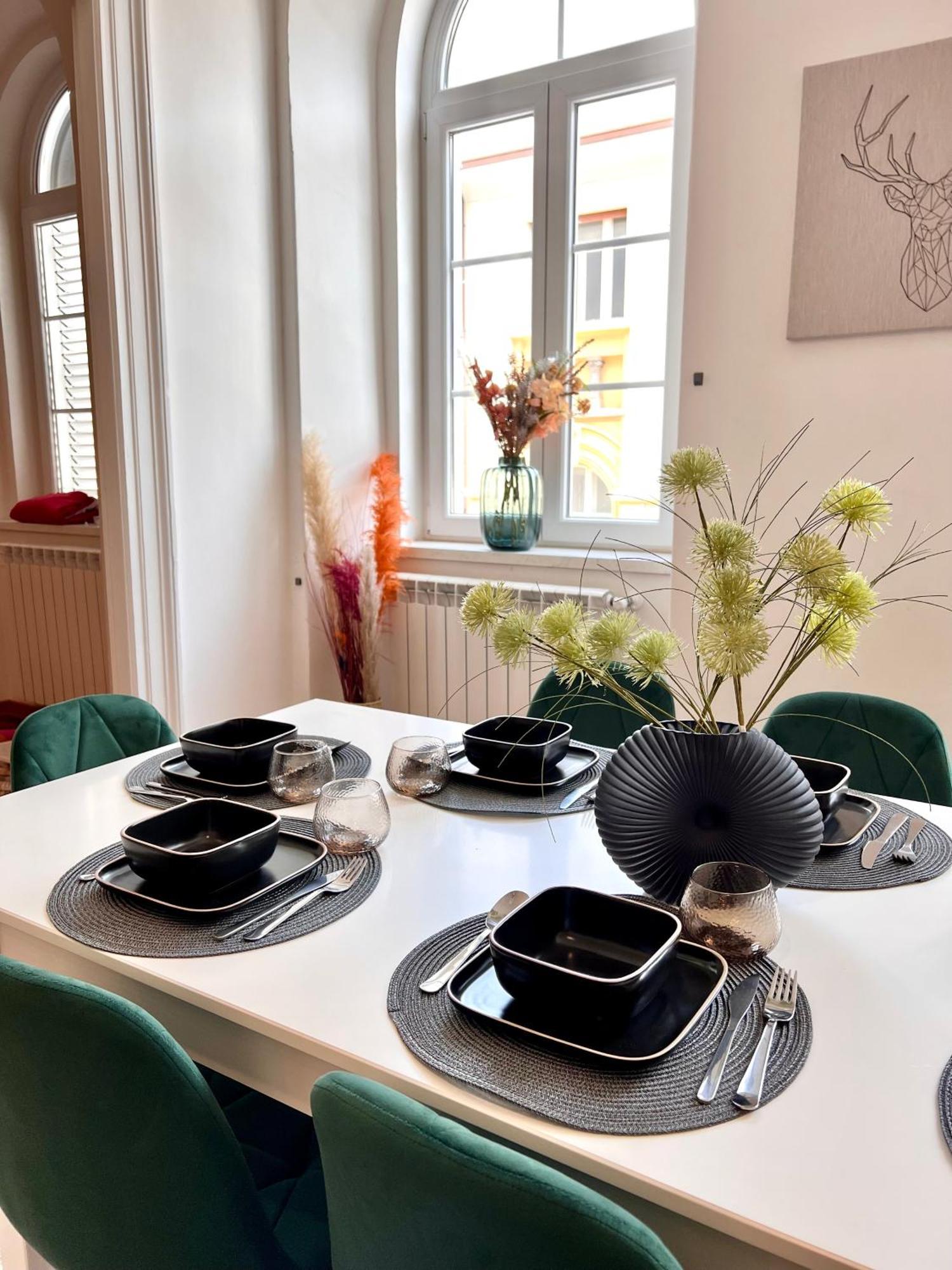 Suite Mitteleuropa Private Parking Trieste Ngoại thất bức ảnh