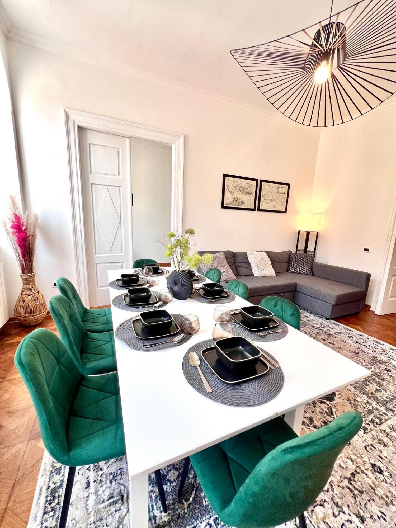 Suite Mitteleuropa Private Parking Trieste Ngoại thất bức ảnh