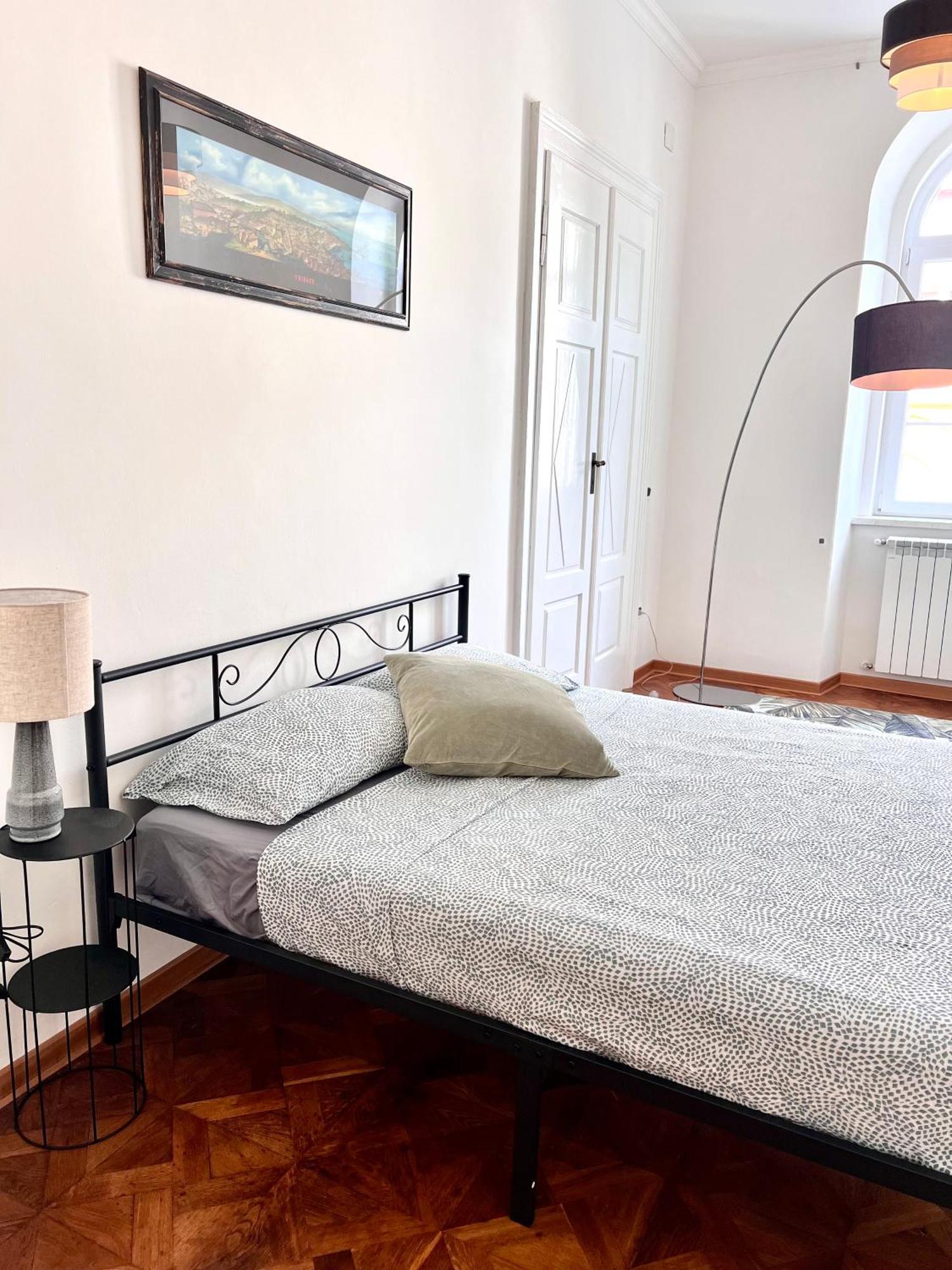 Suite Mitteleuropa Private Parking Trieste Ngoại thất bức ảnh